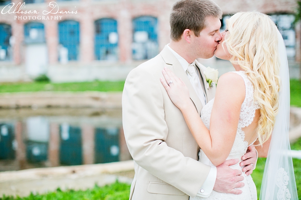 Emily_Clay_Dallas_McKinney_Wedding_The_Cotton_Mill_Allison_Davis_Photography_0019