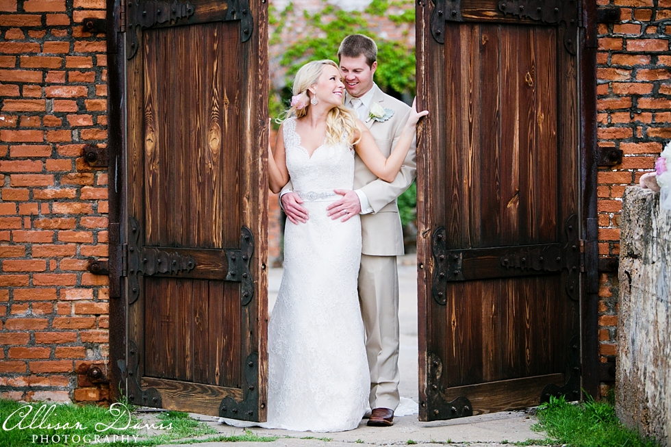 Emily_Clay_Dallas_McKinney_Wedding_The_Cotton_Mill_Allison_Davis_Photography_0025