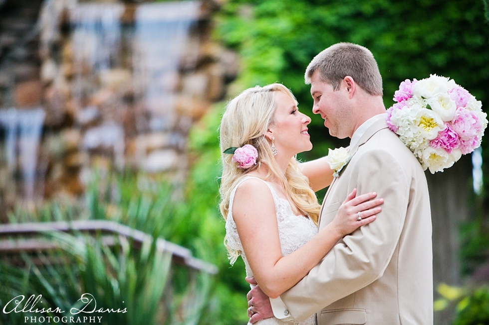 Emily_Clay_Dallas_McKinney_Wedding_The_Cotton_Mill_Allison_Davis_Photography_0028