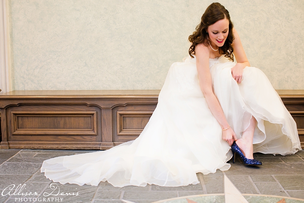 Virginia_Michael_Highland_Park_Wedding_Saint_Michael_All_Angels_Brook_Hollow_Country_Club_AllisonDavisPhotography_0004