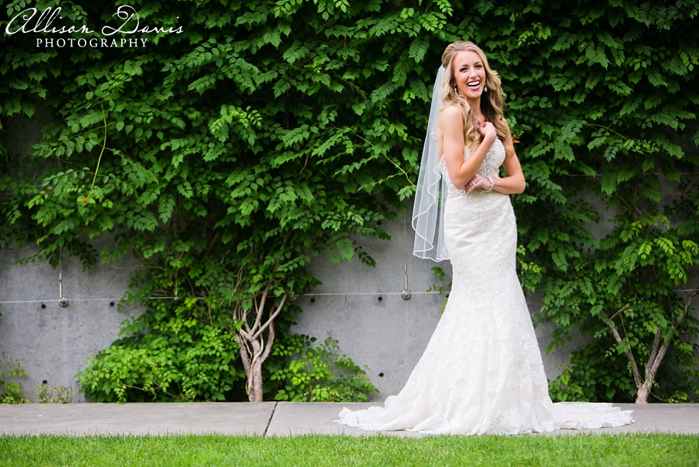Allie_Dallas_Bridal_Portraits_AllisonDavisPhotography_0006