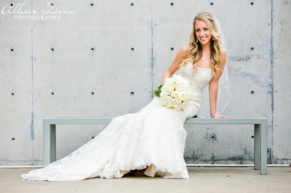 Allie_Dallas_Bridal_Portraits_AllisonDavisPhotography_0010