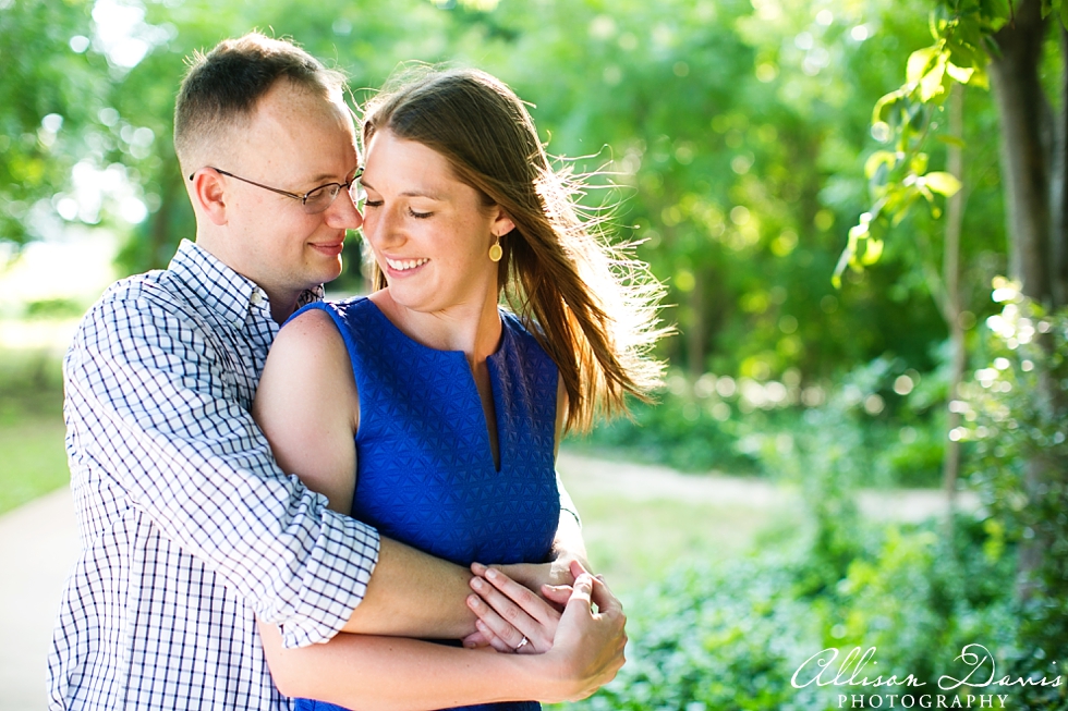 Michelle_Landon_Romantic_Fun_Plano_Texas_Engagement_Portraits_AllisonDavisPhotography_0006