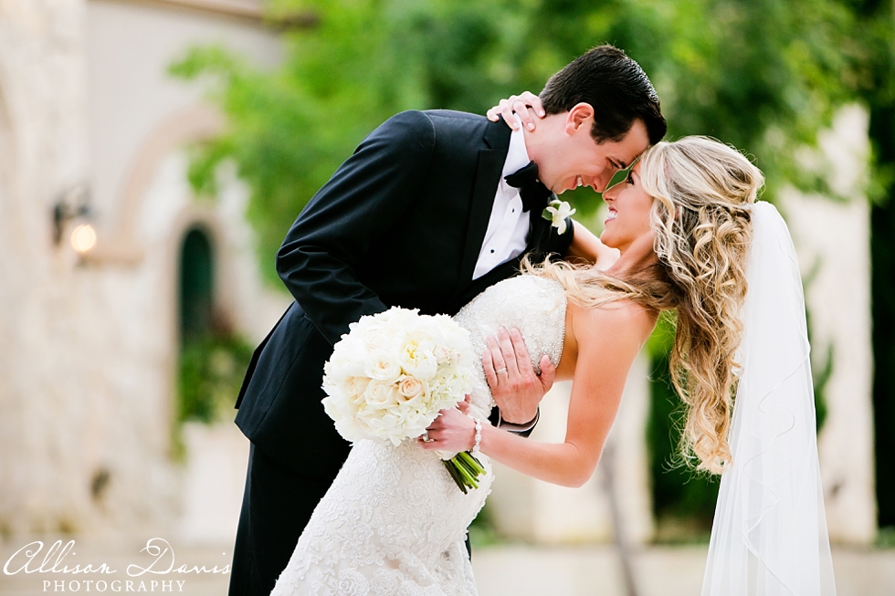Allie_Nick_Elegant_Dallas_Wedding_The_Piazza_In_The_Village_Southlake_Allison_Davis_Photography_027