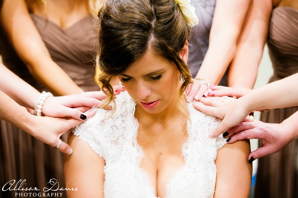 Lindsey_Brandon_Wedding_at_First_Baptist_Mount_Pleasant_Texas_Allison_Davis_Photography_0005