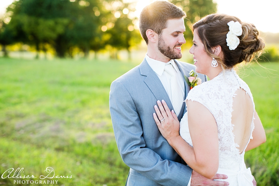 Lindsey_Brandon_Wedding_at_First_Baptist_Mount_Pleasant_Texas_Allison_Davis_Photography_0021