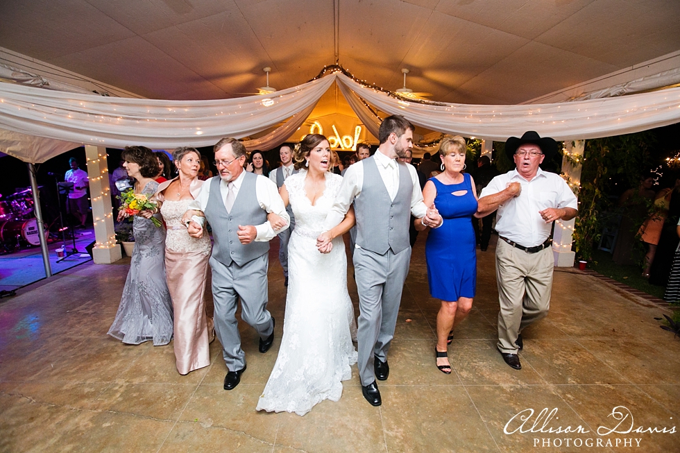Lindsey_Brandon_Wedding_at_First_Baptist_Mount_Pleasant_Texas_Allison_Davis_Photography_0025