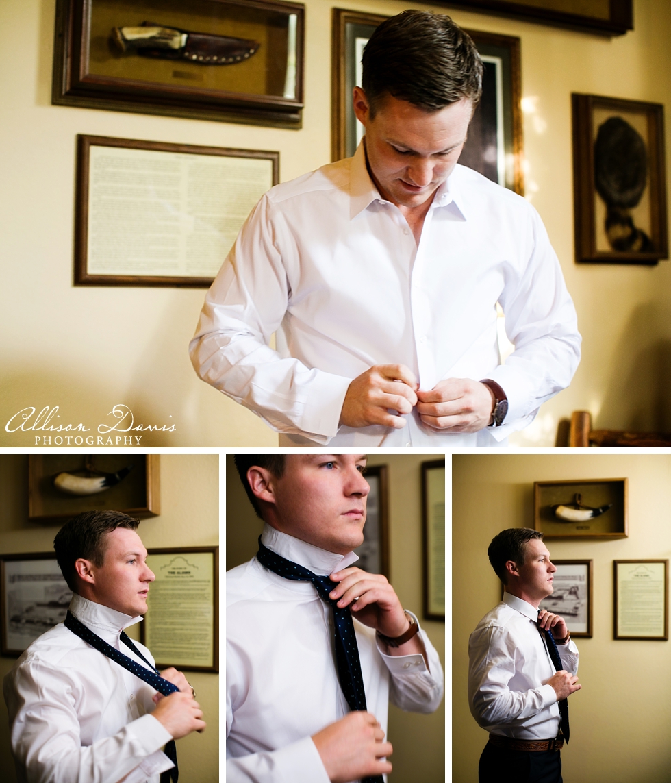 Ashley_Brandon_Fort_Worth_Wedding_Marty_Leonard_Chapel_Joe_T_Garcias_Allison_Davis_Photography_008