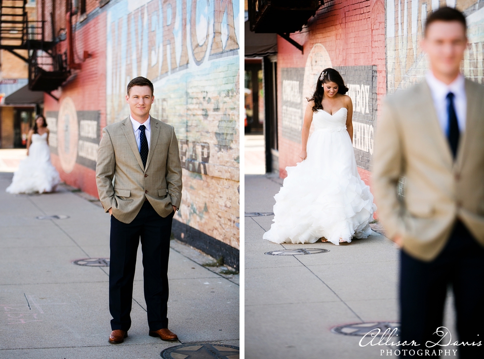 Ashley_Brandon_Fort_Worth_Wedding_Marty_Leonard_Chapel_Joe_T_Garcias_Allison_Davis_Photography_009