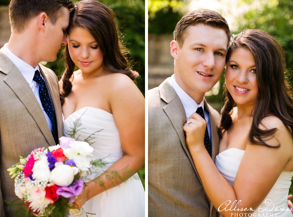 Ashley_Brandon_Fort_Worth_Wedding_Marty_Leonard_Chapel_Joe_T_Garcias_Allison_Davis_Photography_016