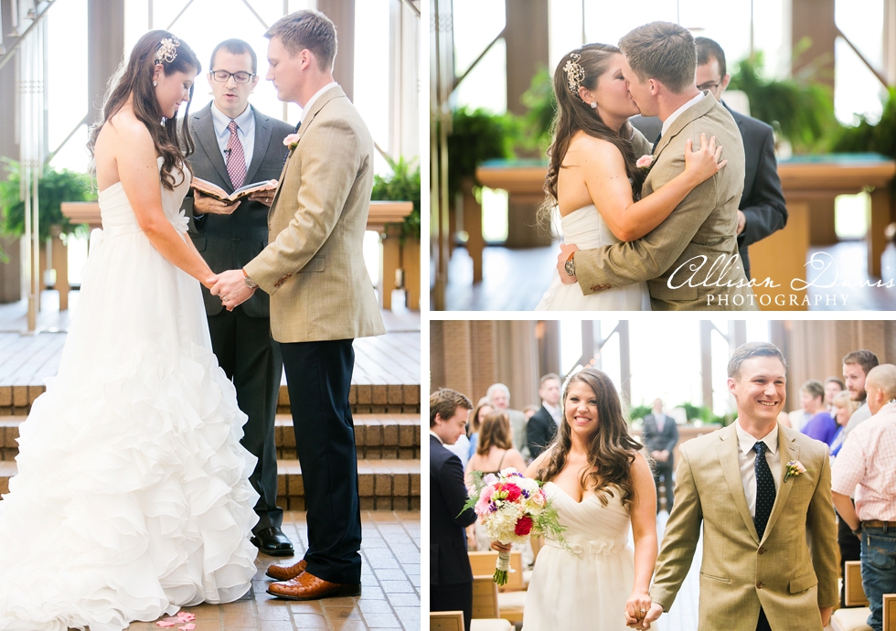 Ashley_Brandon_Fort_Worth_Wedding_Marty_Leonard_Chapel_Joe_T_Garcias_Allison_Davis_Photography_029