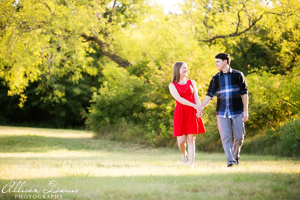 Audrey_Aaron_Engagement_Portraits_at_the_Milestone_Denton_Allison_Davis_Photography_009