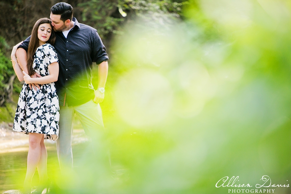 Stephanie_Jonathan_Dallas_Engagement_Portraits_at_Lee_Park_Turtle_Creek_Allison_Davis_Photography_020