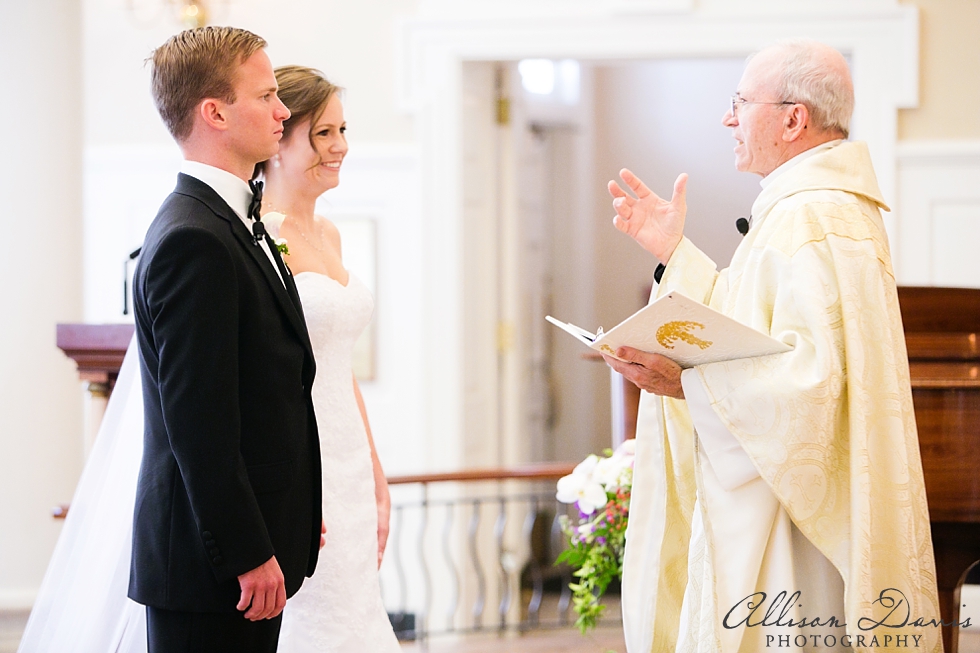 Erin_Andrew_Dallas_Wedding_Perkins_Chapel_Arlington_Hall_Allison_Davis_Photography_0023