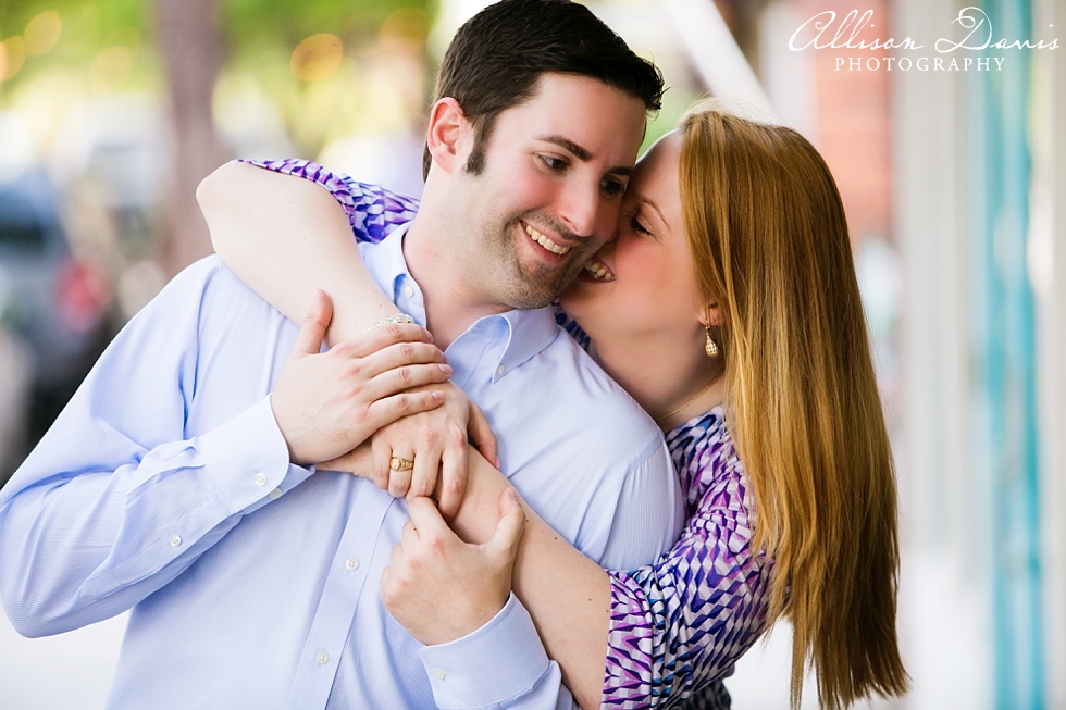Jennifer_Jonathan_Engagement_Bishop_Arts_Lakeside_Park_AllisonDavisPhotography_0010