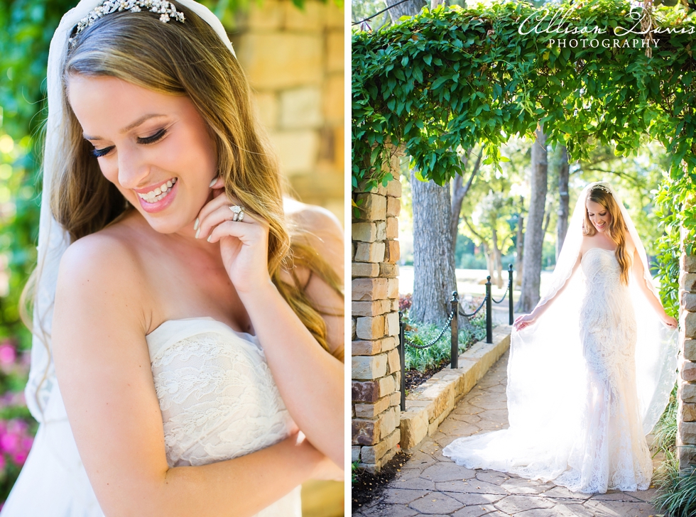 Hayley_Dallas_Bridal_Portraits_Grapevine_Botanical_Gardens_Allison_Davis_Photography_003
