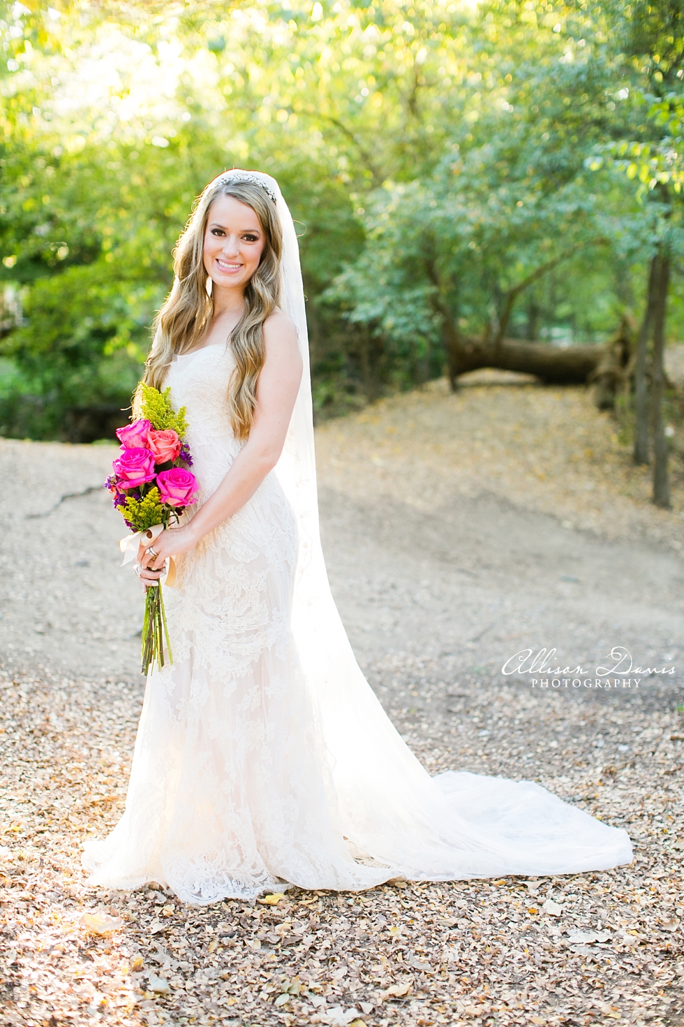 Hayley_Dallas_Bridal_Portraits_Grapevine_Botanical_Gardens_Allison_Davis_Photography_013