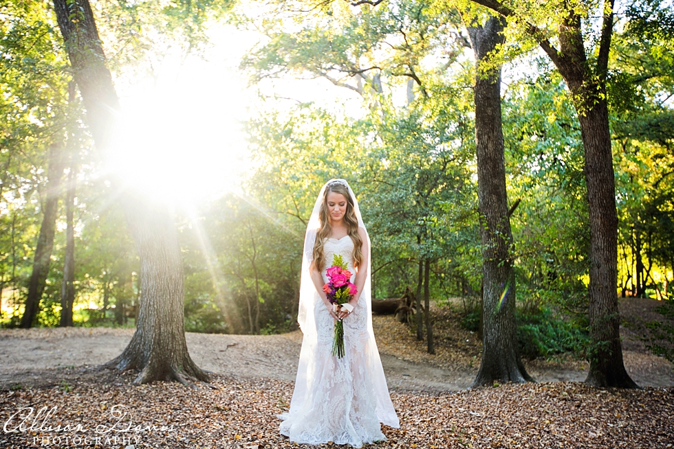 Hayley_Dallas_Bridal_Portraits_Grapevine_Botanical_Gardens_Allison_Davis_Photography_015