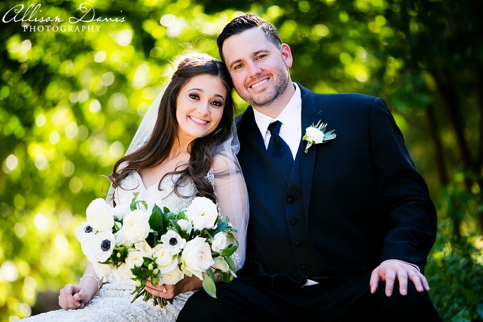 Stephanie_Jonathan_Dallas_Wedding_at_the_Room_on_Main_Allison_Davis_Photography_001