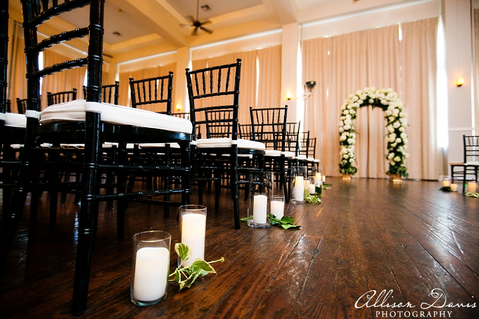 Stephanie_Jonathan_Dallas_Wedding_at_the_Room_on_Main_Allison_Davis_Photography_021