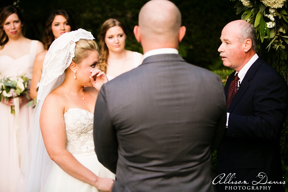 Elegant_Dallas_Wedding_Aldredge_House_Swiss_Avenue_Allison_Davis_Photography_019