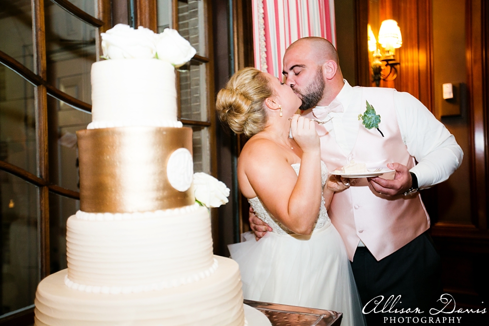 Elegant_Dallas_Wedding_Aldredge_House_Swiss_Avenue_Allison_Davis_Photography_032