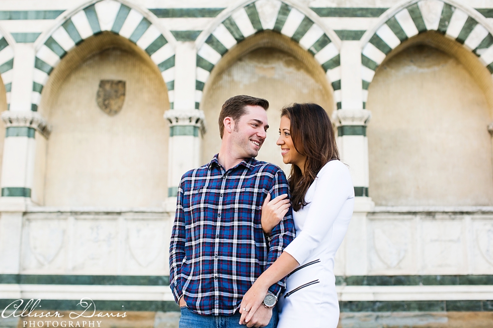 Destination_Engagement_Portraits_Italy_Pisa_Florence_by_Allison_Davis_Photography_0024
