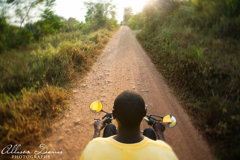 Thirst_Relief_International_Non-Profit_Photographer_Humanitarian_Photography_Uganda_Allison_Davis_Photography_001