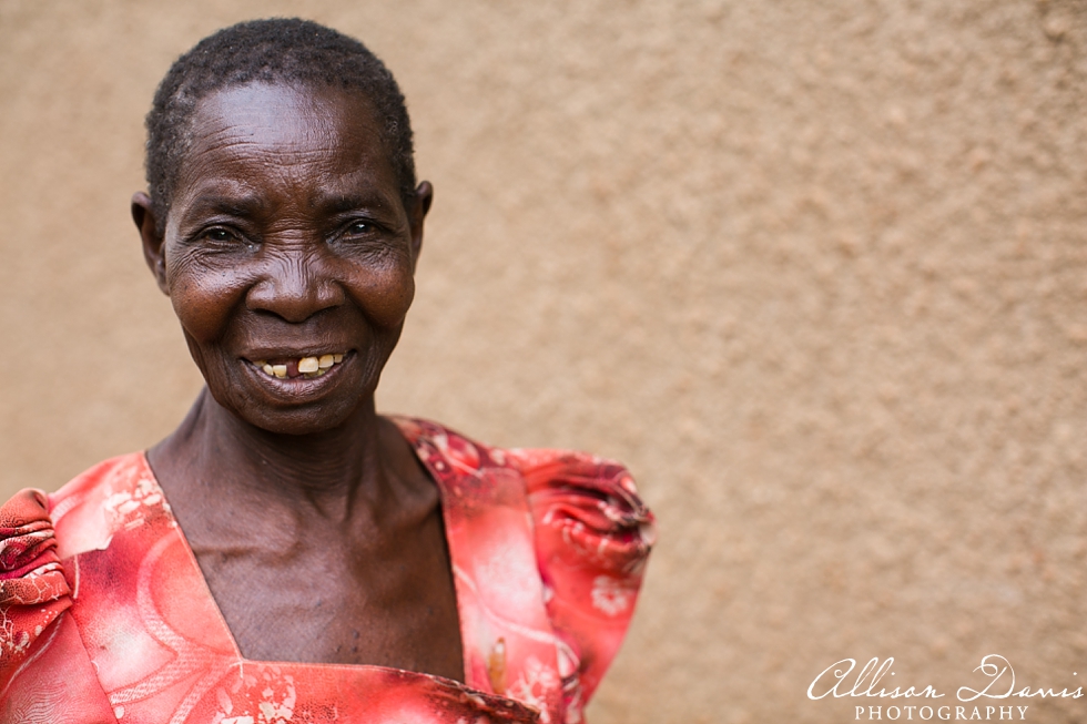 Thirst_Relief_International_Non-Profit_Photographer_Humanitarian_Photography_Uganda_Allison_Davis_Photography_010