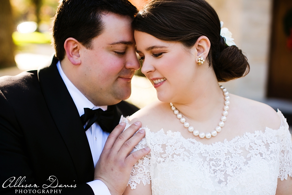 Julia_Luke_Wedding_Highland_Park_United_Methodist_Church_Dallas_County_Club_Allison_Davis_Photography_005
