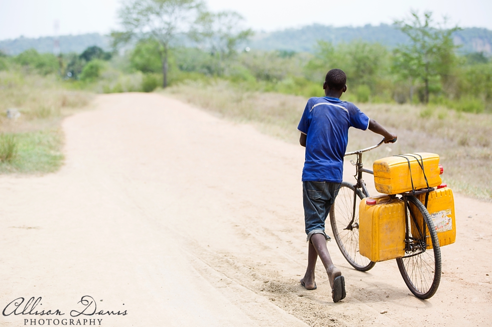 Thirst_Relief_International_World_Water_Crisis_Tanzania_Allison_Davis_Photography_003