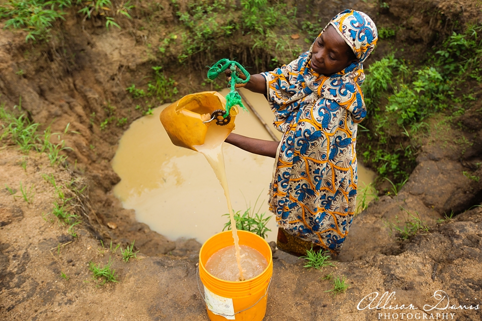 World_Water_Crisis_Tanzania_Non-Profit_Humanitarian_Photographer_Allison_Davis_001