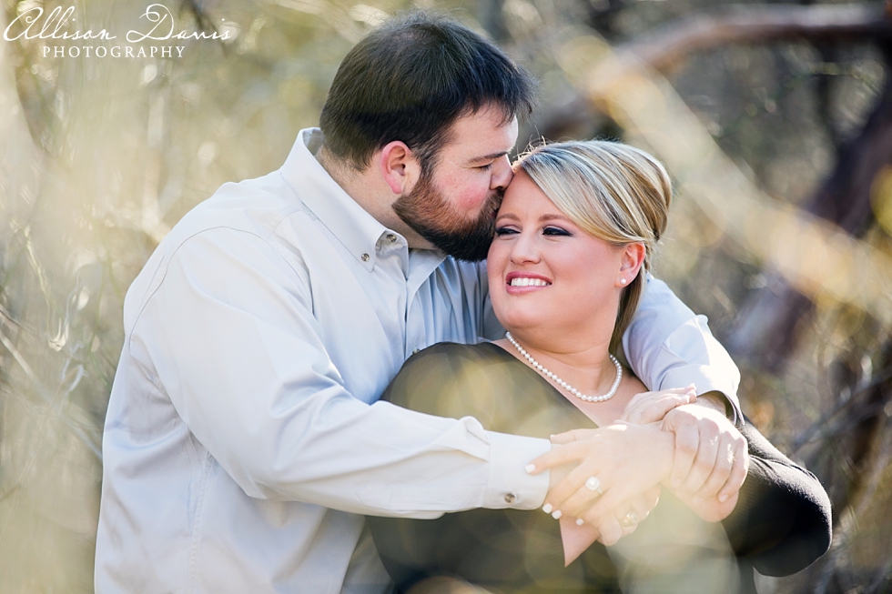Amanda_Matt_Engagement_Portraits_Arbor_Hills_Nature_Preserve_Allison_Davis_Photography_001