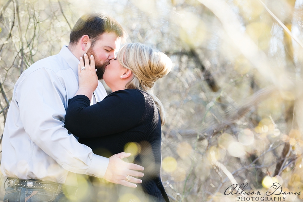 Amanda_Matt_Engagement_Portraits_Arbor_Hills_Nature_Preserve_Allison_Davis_Photography_010