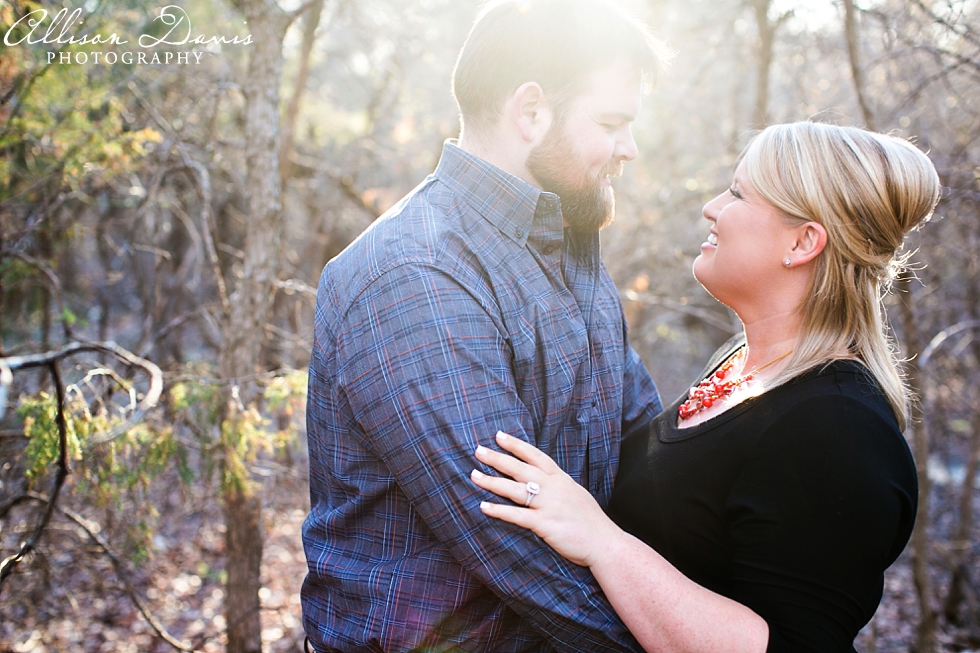 Amanda_Matt_Engagement_Portraits_Arbor_Hills_Nature_Preserve_Allison_Davis_Photography_017
