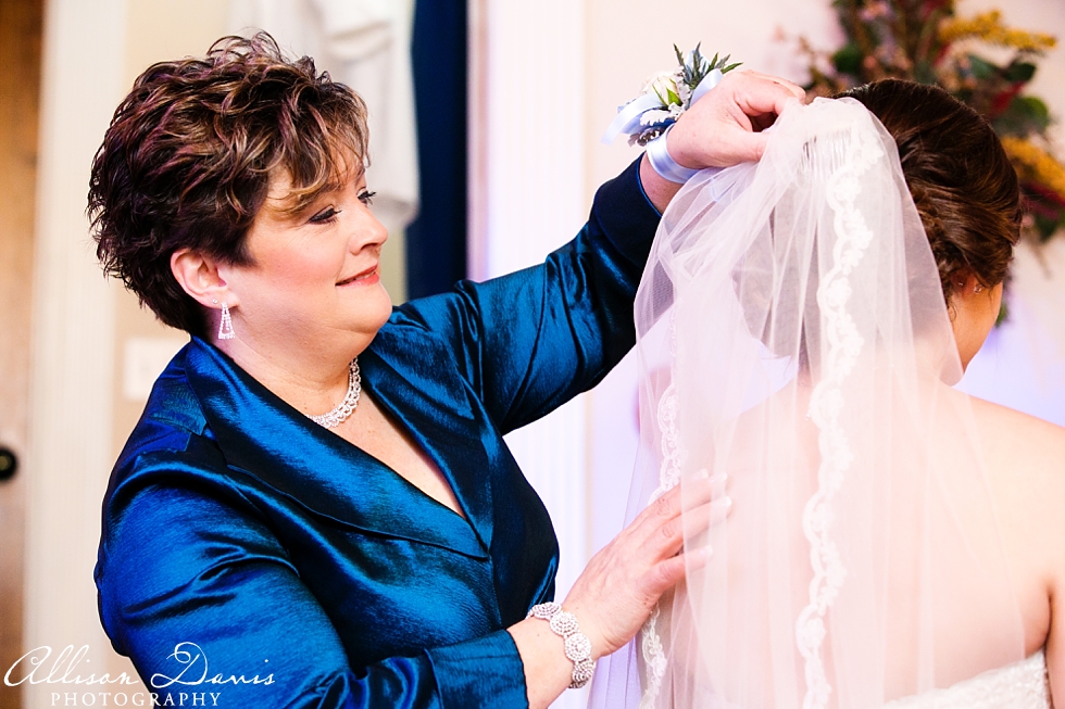 Jaime_Clint_Wedding_Willowood_Ranch_Chapel_North_Texas_Allison_Davis_Photography_012