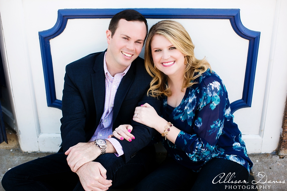 Kaitlin_Brian_Dallas_Engagement_Portraits_Bishop_Arts_District_Allison_Davis_Photography__0010