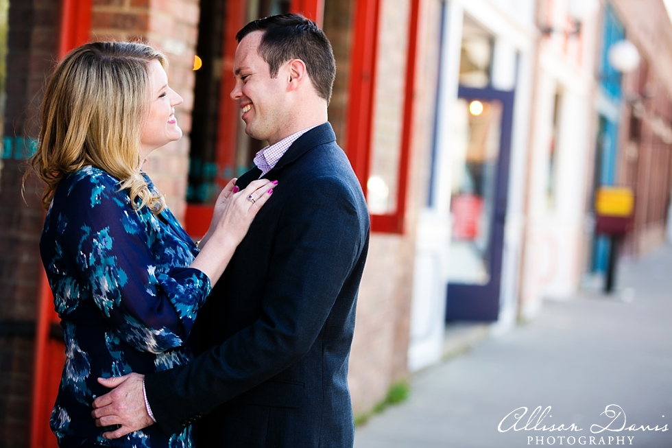 Kaitlin_Brian_Dallas_Engagement_Portraits_Bishop_Arts_District_Allison_Davis_Photography__0013