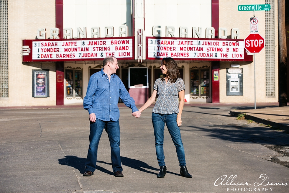 Diane_Ken_Dallas_Engagement_Portraits_AllisonDavisPhotography_010