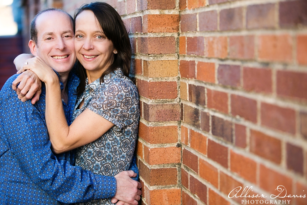 Diane_Ken_Dallas_Engagement_Portraits_AllisonDavisPhotography_017