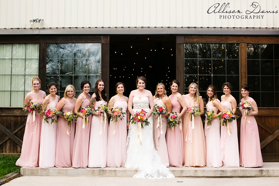 Amanda_James_Wedding_Classic_Oaks_Ranch_Dallas_Wedding_Photographer_AllisonDavisPhotography_012
