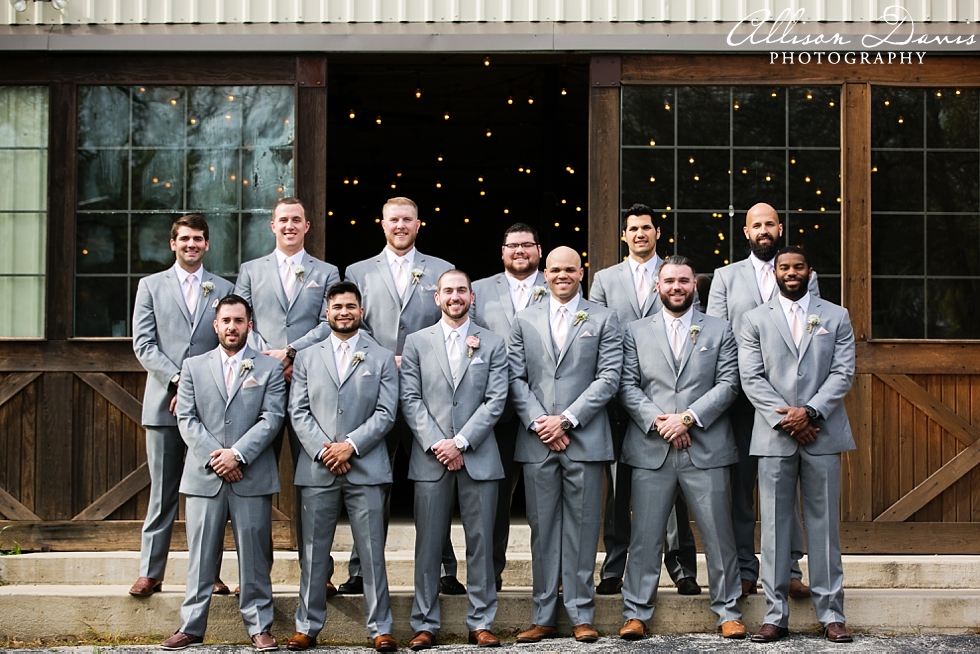 Amanda_James_Wedding_Classic_Oaks_Ranch_Dallas_Wedding_Photographer_AllisonDavisPhotography_016