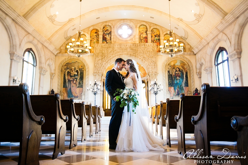 Tina&Larry_Wedding_Bella_Donna_Chapel_KcKinney_Flour_Mill_AllisonDavisPhotography_020