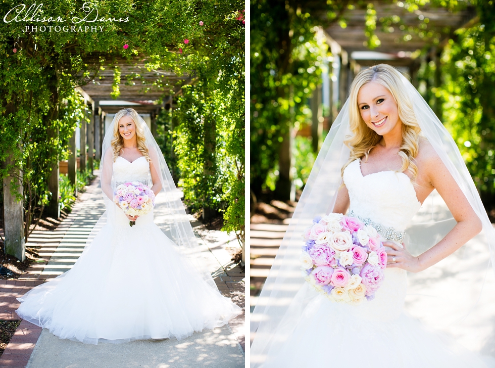 Rachel_Dallas_Bridal_Portraits_Dallas_Arboretum_Allison_Davis_Photography_009