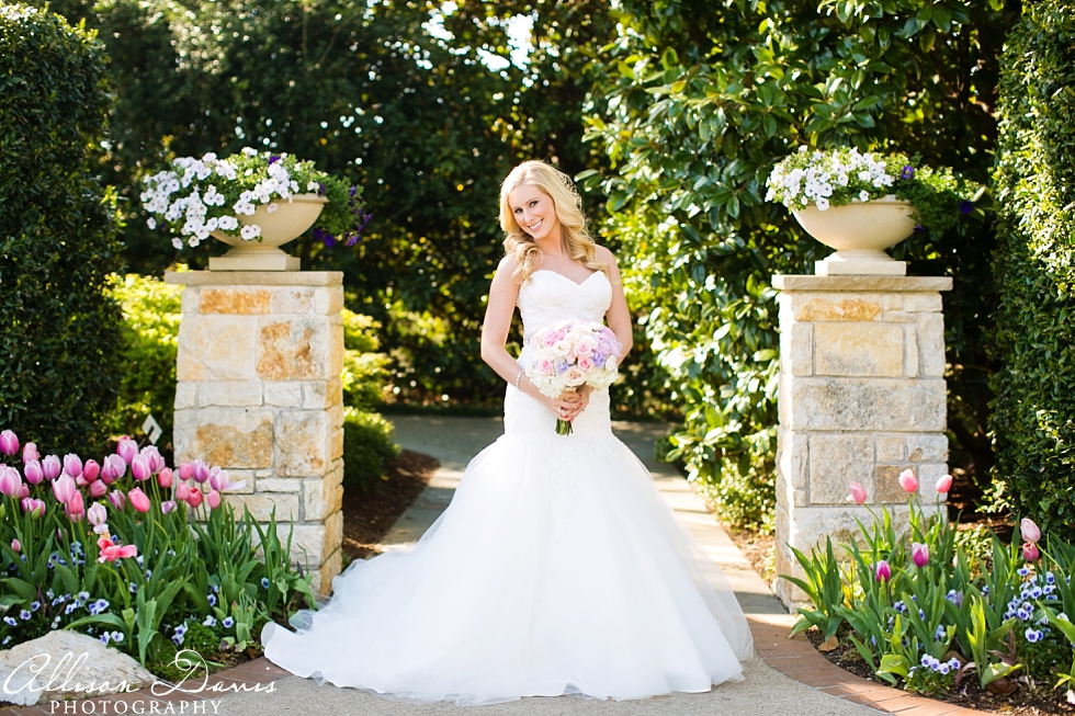Rachel_Dallas_Bridal_Portraits_Dallas_Arboretum_Allison_Davis_Photography_015