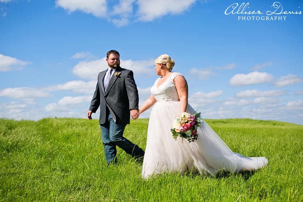 Amanda_Matt_North_Texas_Ranch_Wedding_Allison_Davis_Photography_008