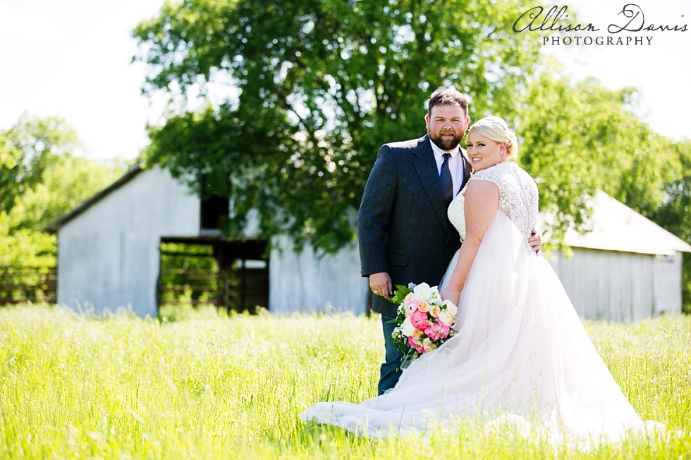 Amanda_Matt_North_Texas_Ranch_Wedding_Allison_Davis_Photography_010