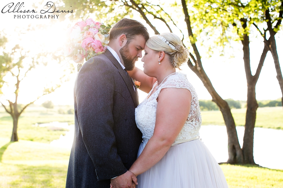 Amanda_Matt_North_Texas_Ranch_Wedding_Allison_Davis_Photography_026