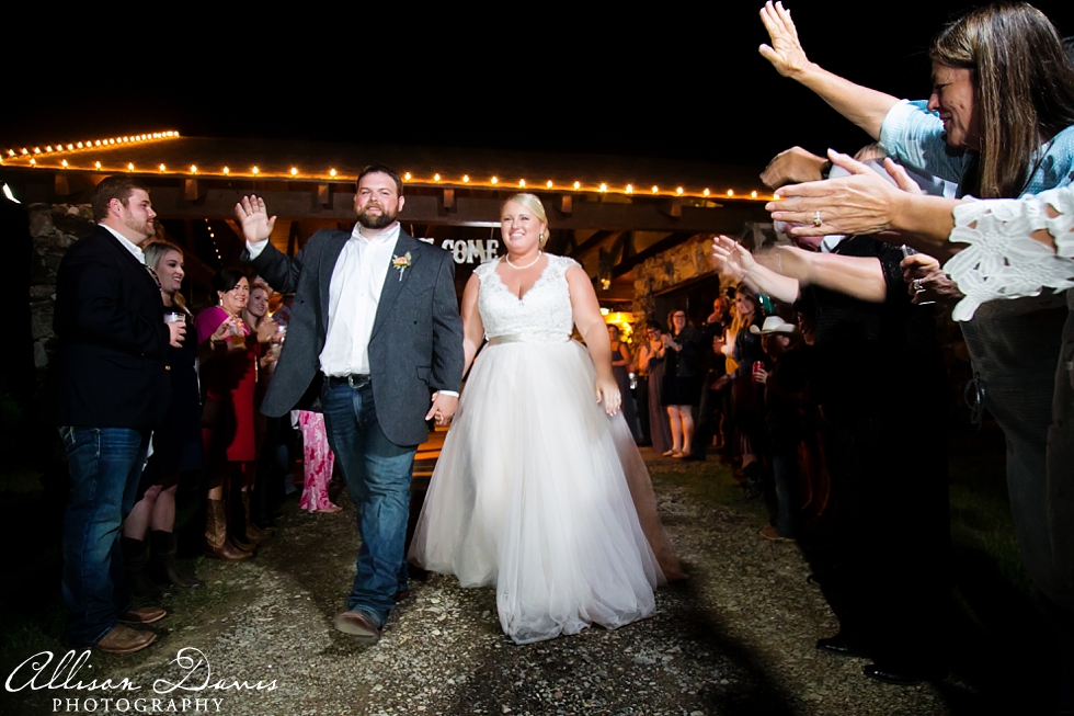 Amanda_Matt_North_Texas_Ranch_Wedding_Allison_Davis_Photography_032