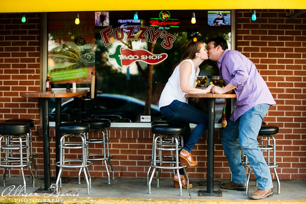 Dani_Chris_TCU_Engagement_Portraits_Fort_Worth_Allison_Davis_Photography_015